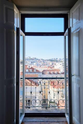 Central & Calm With Great View Lisboa Exteriér fotografie
